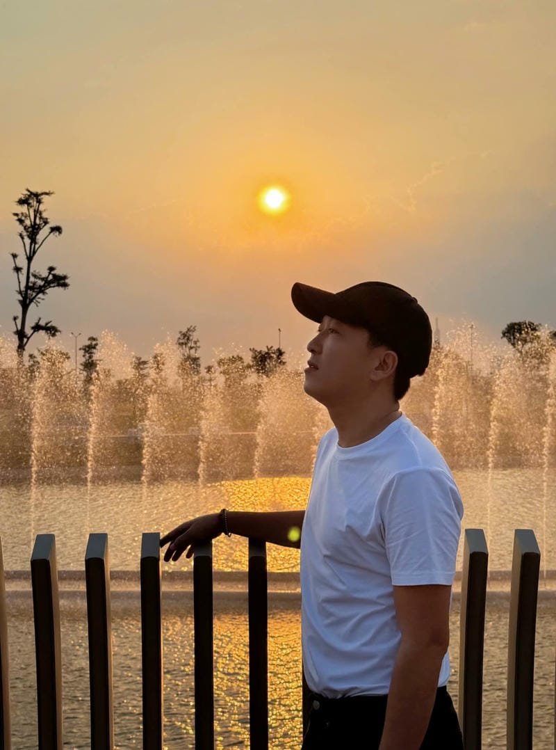 hình ảnh Trường Giang 18
